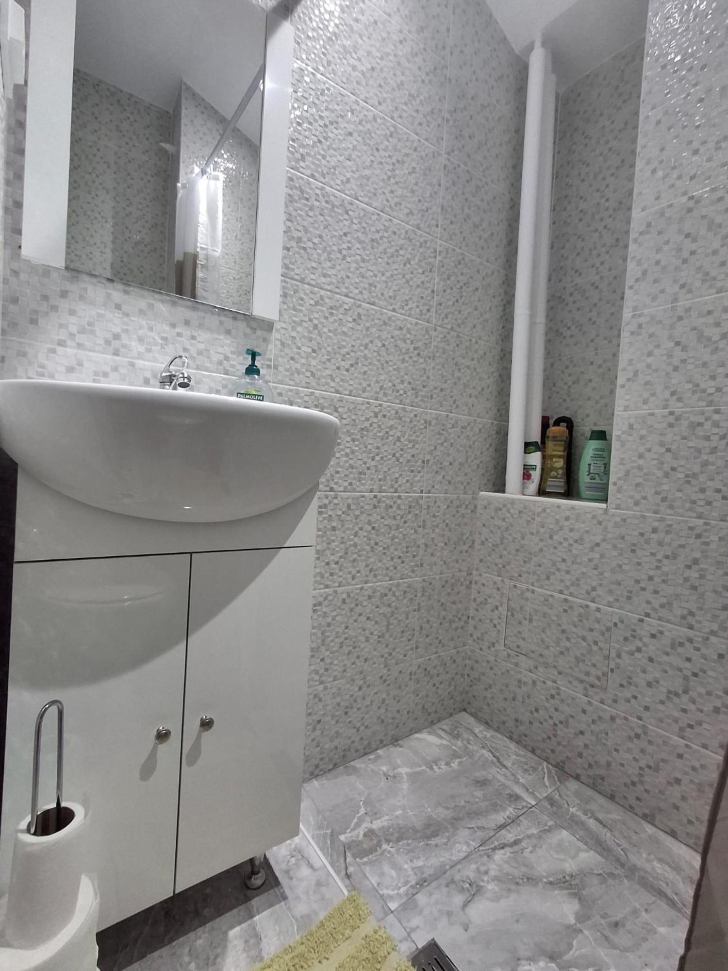 Anna Home Râmnicu Vâlcea Exteriör bild