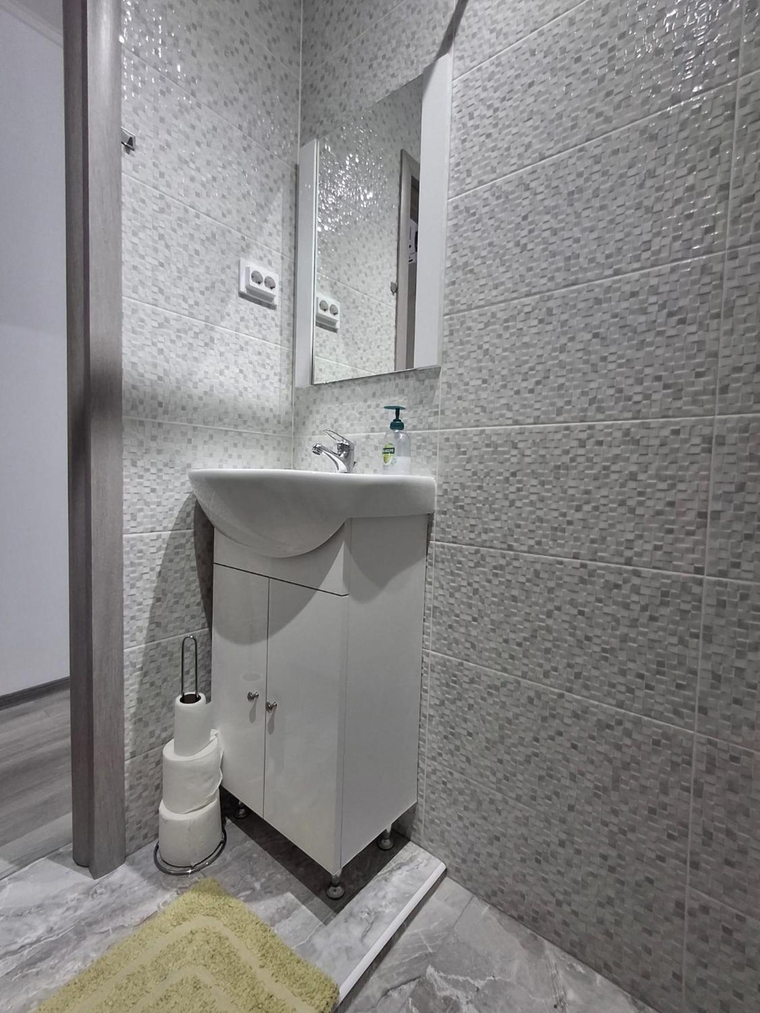 Anna Home Râmnicu Vâlcea Exteriör bild